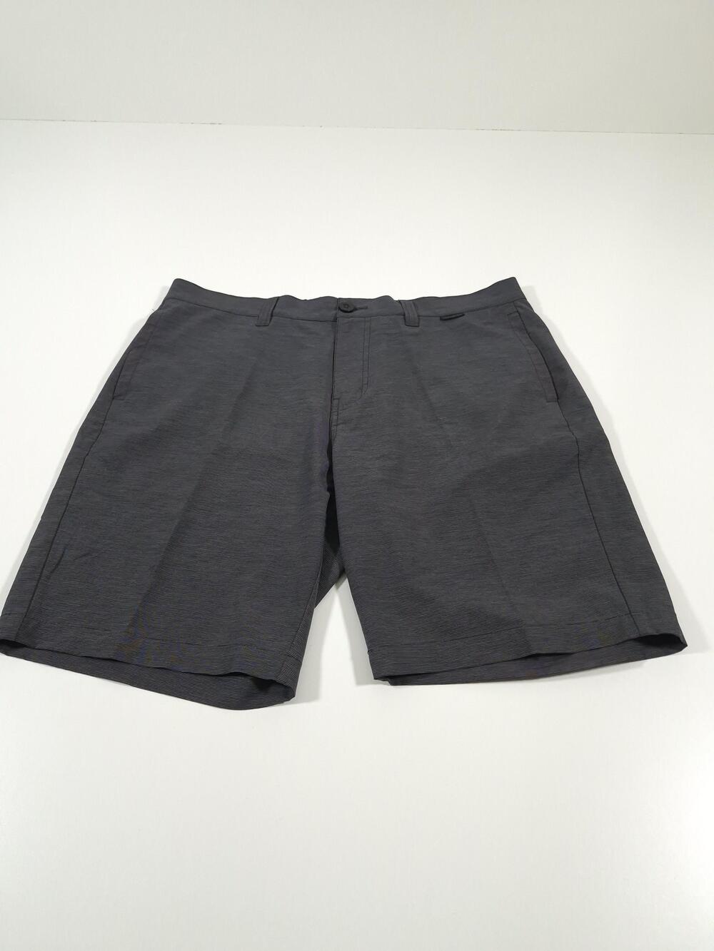Travis Mathew Shorts Men's 34 Gray Stripe Chino 9" Inseam Golf Stretch